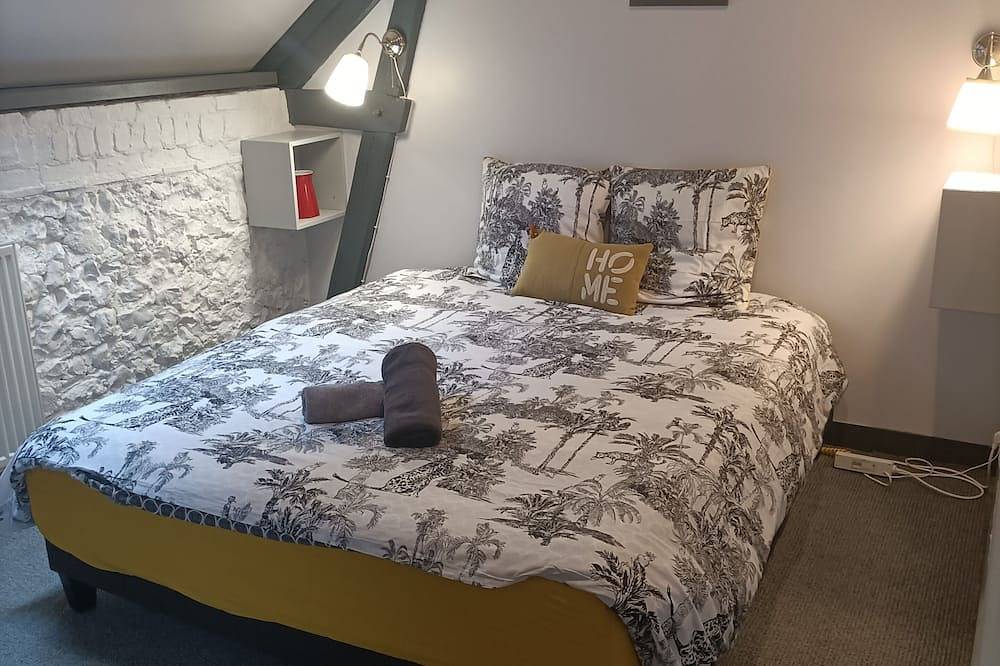 **Charming gîte two minutes from the beach**. in Saint-Guillaume-de-Fécamp, Le Havre region