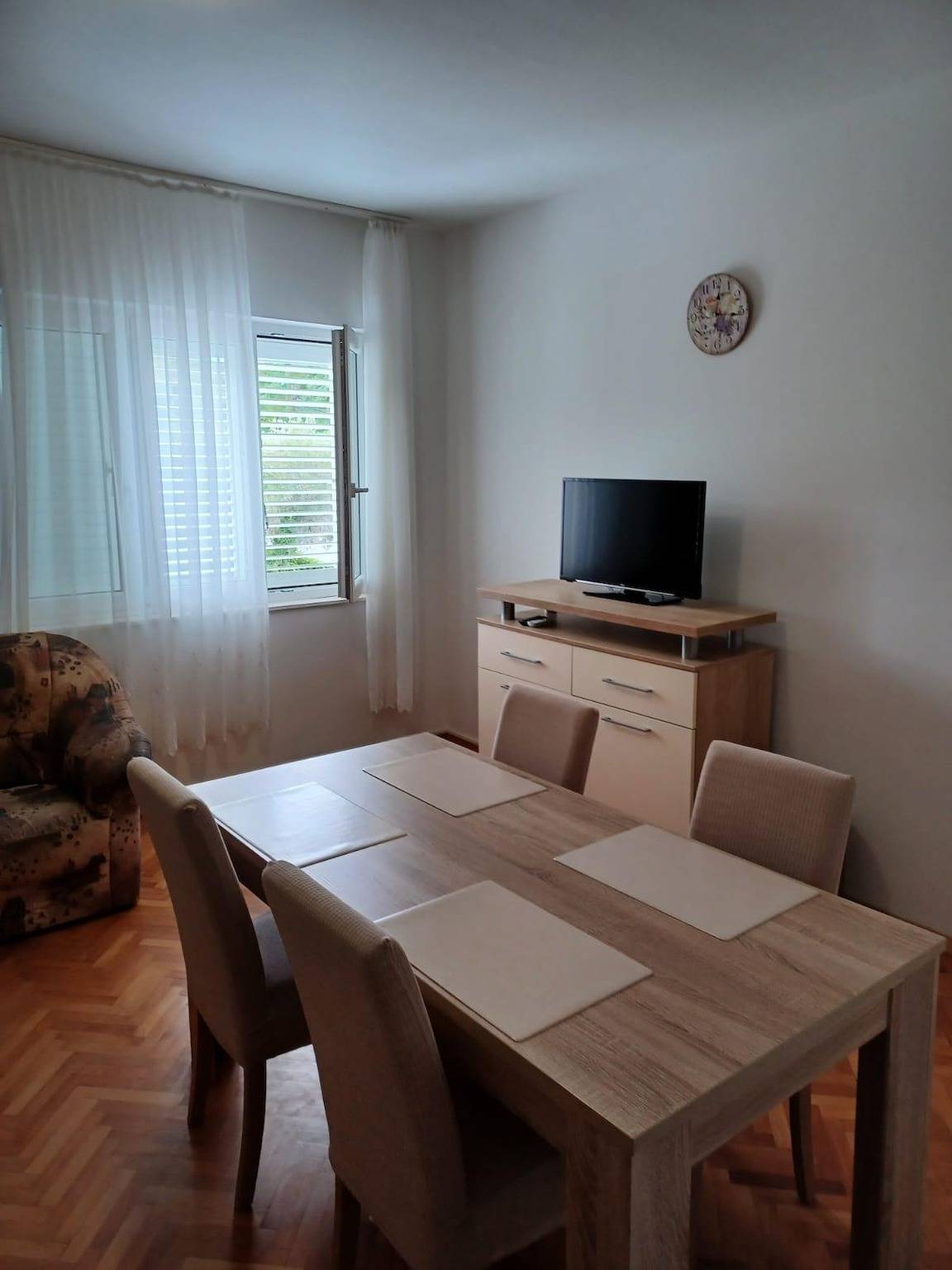 Ganze Wohnung, 2-Zimmer-Ferienwohnung am Strand Kampor, Rab A-22228-c in Kampor, Rab