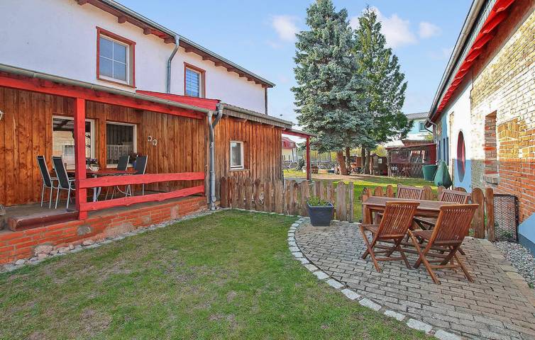 Ferienwohnung für 4 Personen, mit Garten und Terrasse in Silz - 2