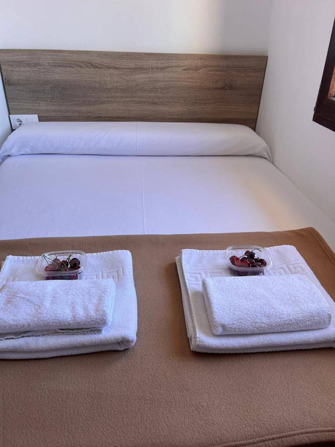 Apartamento entero, Mar De Nubes Piornal Habitación con baño Entre el valle del jerte y la vera in Piornal, Valle del Jerte