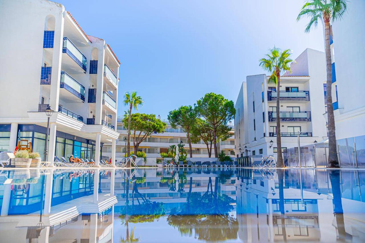 Pins Platja Apartments in Vilafortuny, Cambrils