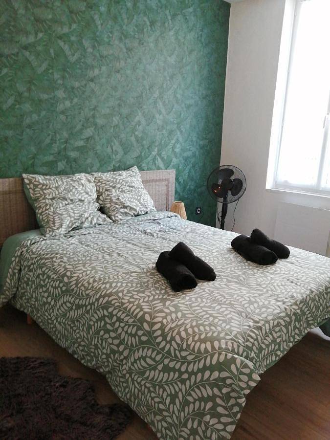 Gîte pour 6 personnes, avec terrasse, animaux acceptés à La Souterraine - 2