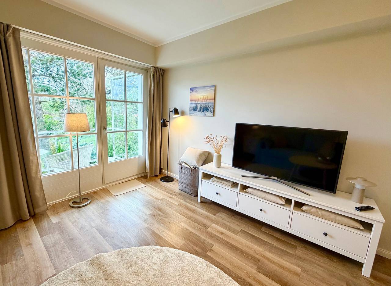 Ganze Wohnung, Apartment „Ostsee-Glück“ mit Meerblick, Balkon und Wlan in Ostseebad Travemünde, Lübeck
