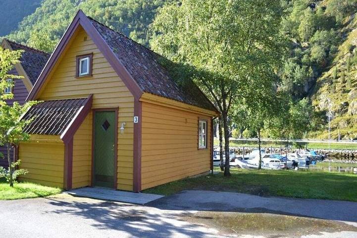 Feriehus for 5 personer, med terrasse i Norge