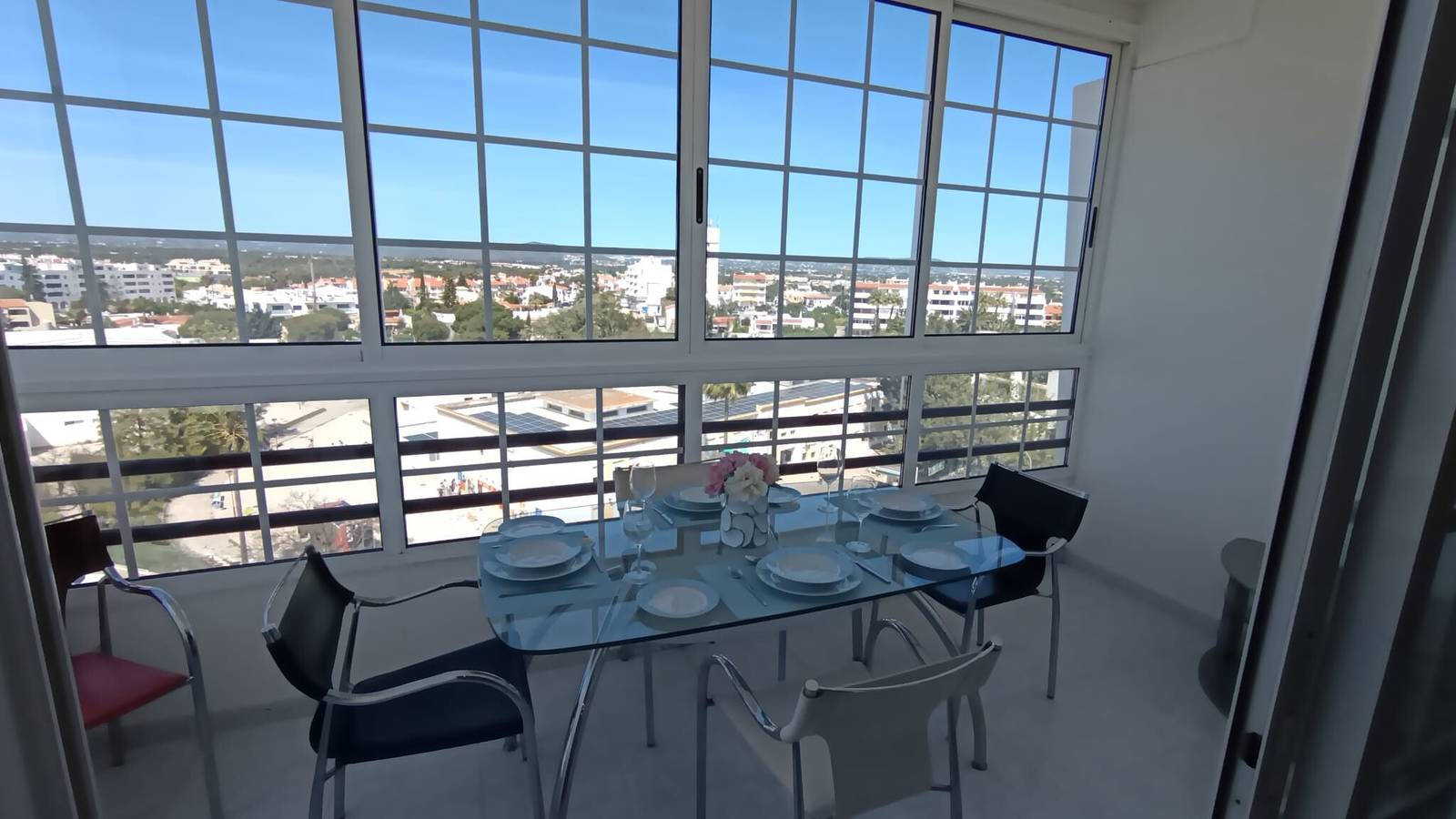 Holiday Home 'Apartamento Com Vista Panôramica' with Sea View, Wi-Fi and Air Conditioning in Quarteira, Faro District