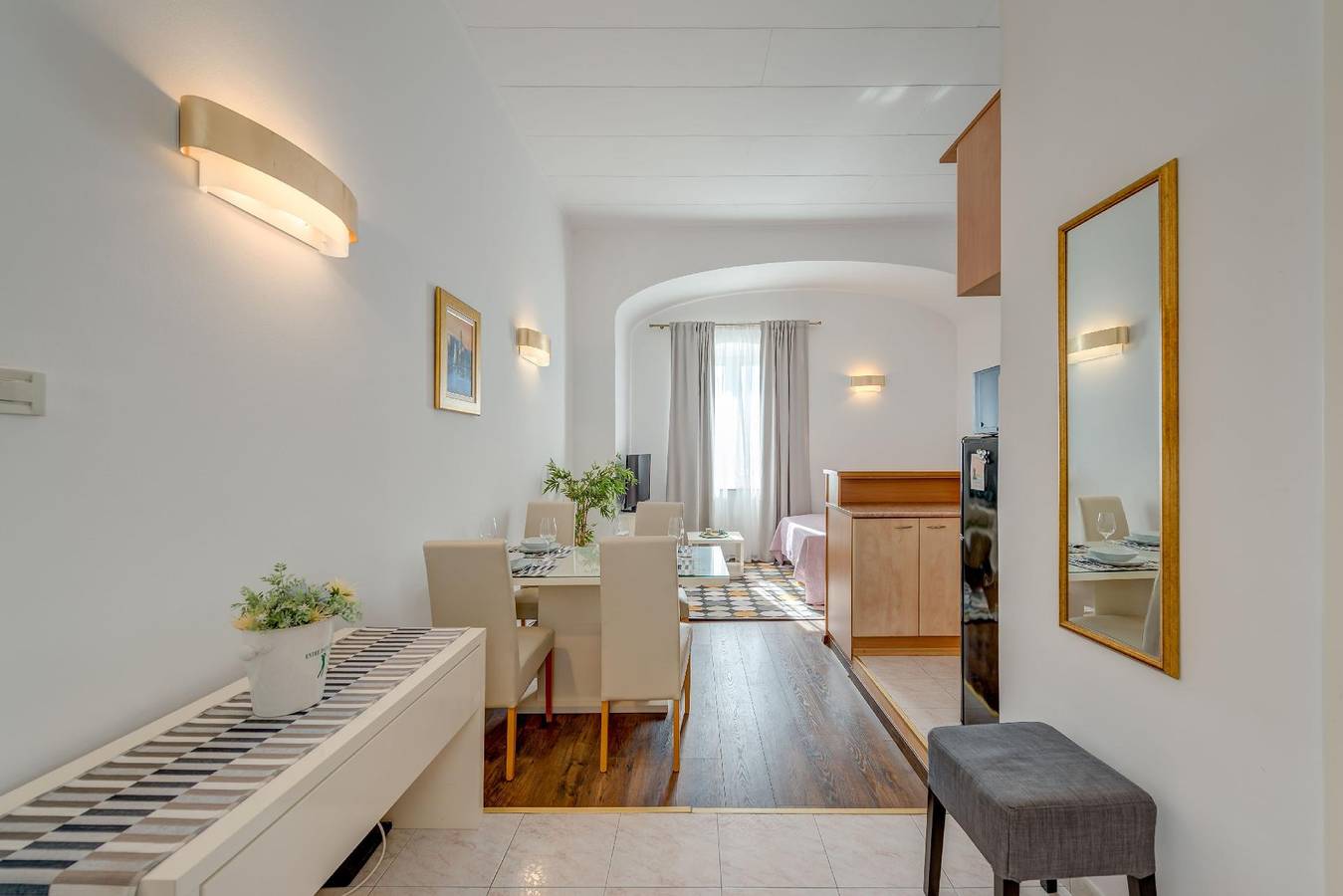 Appartamento intero, Appartamento vacanza per 5 Persone ca. 48 m² in Spalato, Dalmazia (Regione spalatino-dalmata) in Spalato, Regione spalatino-dalmata