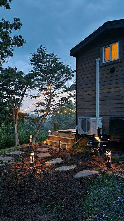 Tiny Escape w/ dry sauna & mountain views in Seneca Rocks