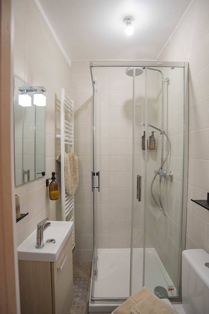 Studio entier, Petit Studio De 14m² Au Coeur De Lyon in Lyon, Lyon et ses environs