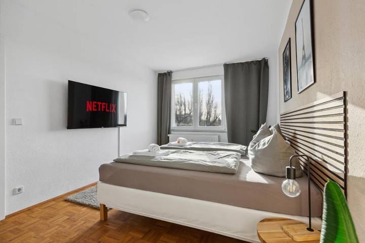 Ferienwohnung für 4 Personen, mit Balkon und Terrasse sowie Garten in Merseburg - 2