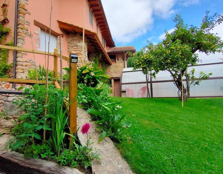 Chalet für 4 Personen, mit Garten in Spanien