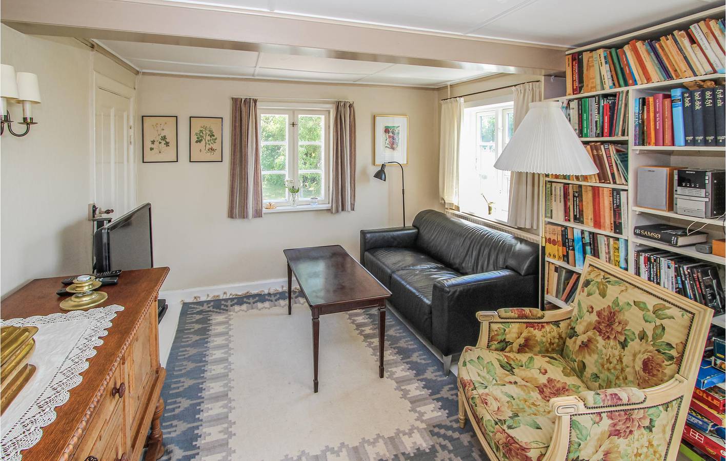 Holiday home for 6 people with hot tub in Little Belt