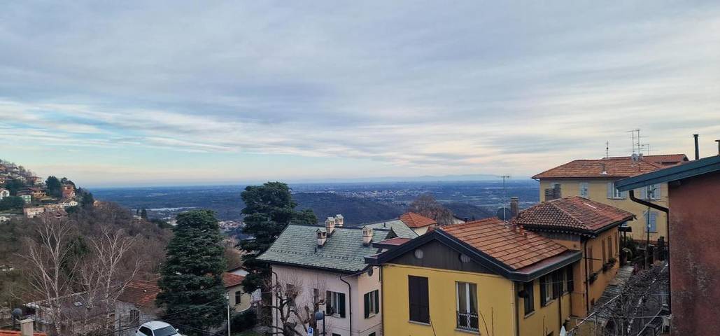 Appartamento vacanze per 5 persone, con balcone e panorama, con animali domestici - 1