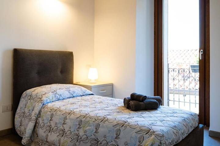Location de vacances pour 6 personnes, avec balcon dans Massino Visconti - 4