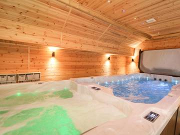 Cottage for 14 People in Ceredigion, Mid-Wales, Photo 3