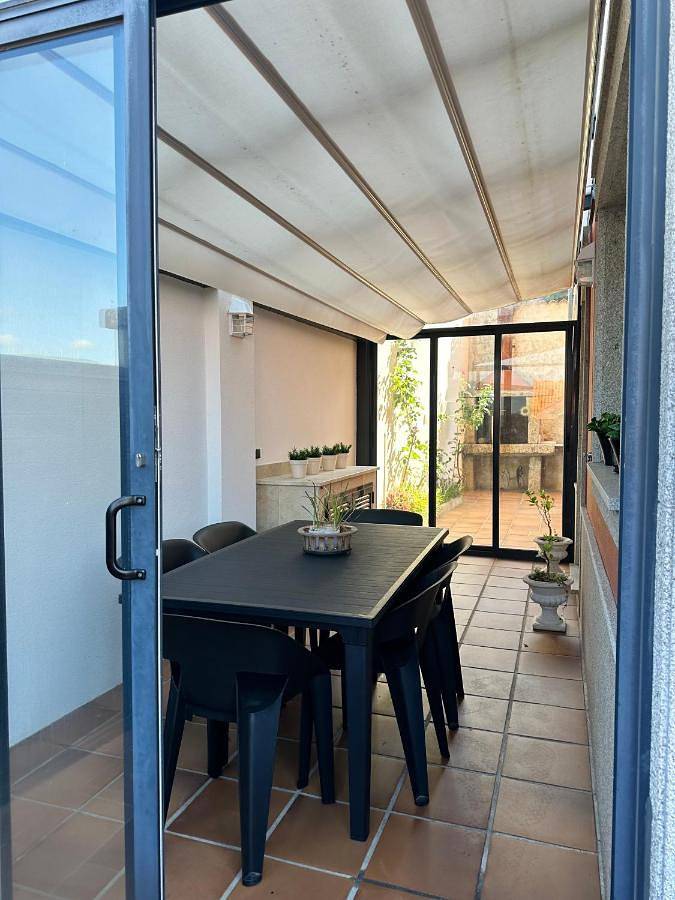 Chalet para 9 personas, con Balcón y Terraza además de Jardín y Piscina en Costa da Morte - 3