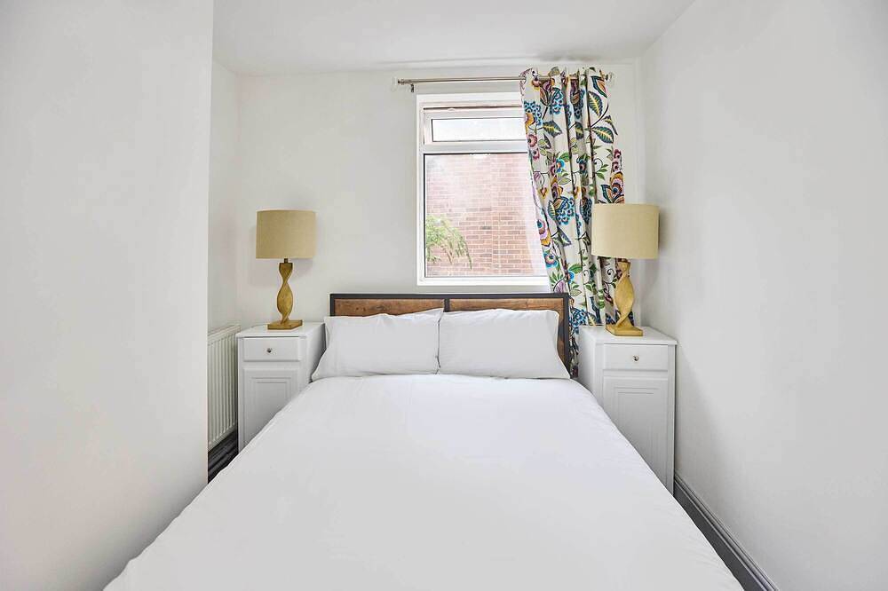 Entire apartment, Host & Stay | Emporium Apartment A in Nottingham, East Midlands