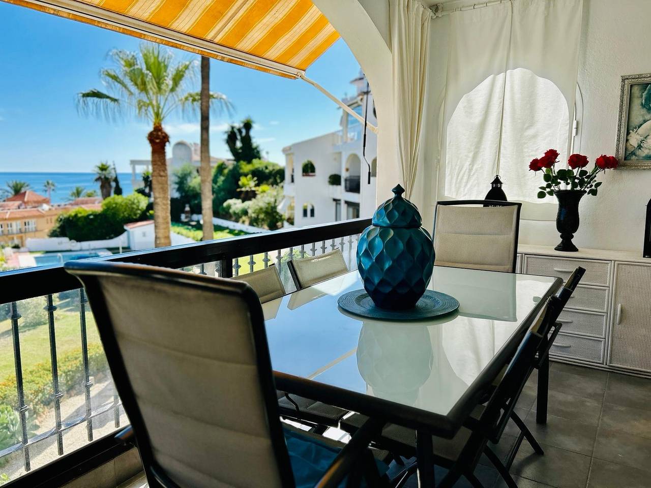 Geheel appartement, Appartement 'Frente Al Mar Mijas' met Uitzicht op Zee, Gedeeld Zwembad en Wifi in Playa El Bombo, Mijas