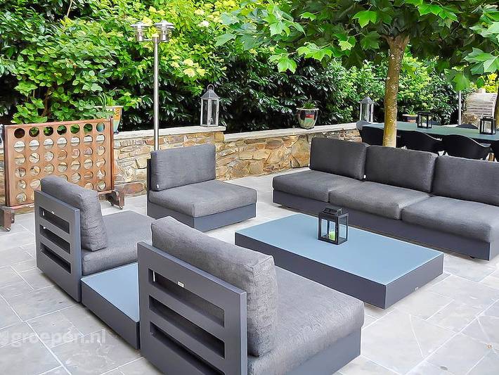 Location de vacances pour 12 personnes, avec balcon/terrasse et sauna ainsi que terrasse et piscine à Stoumont - 2