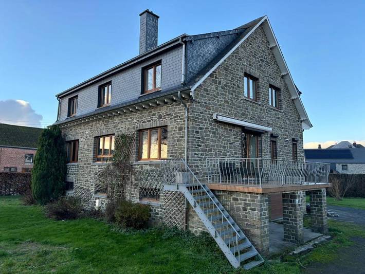 Location de vacances pour 8 personnes, avec jardin et vue, animaux acceptés à Paliseul - 3