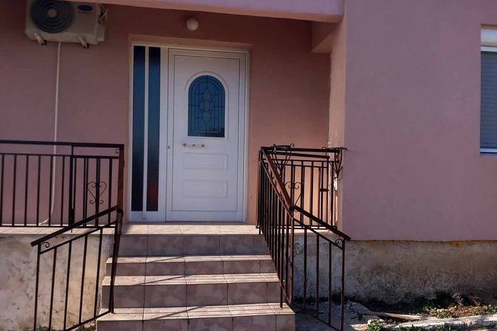 Vacation rental for 5 people, with pets in Pieria