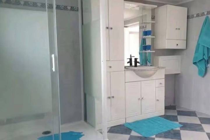 Entire apartment, Paris, Disneyland, Astérix, Cdg Airport, Exhibition Center in Villeparisis, Seine-et-Marne
