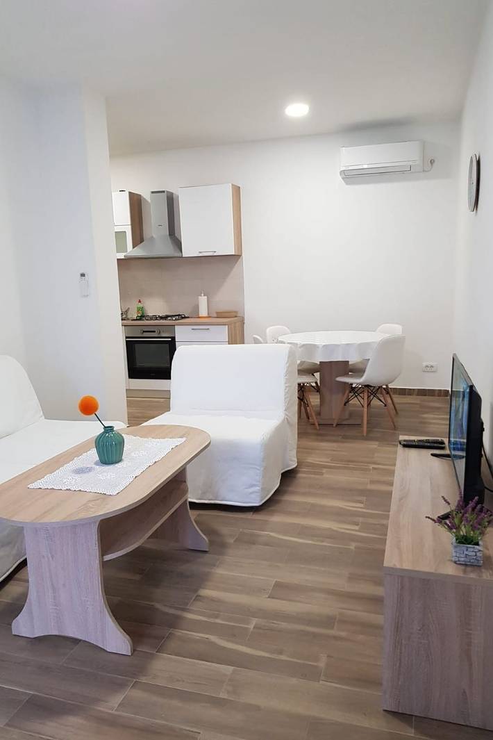 Ganze Wohnung, Appartement an der Küste für 2 Personen in Rogotin, Dubrovnik-Neretva