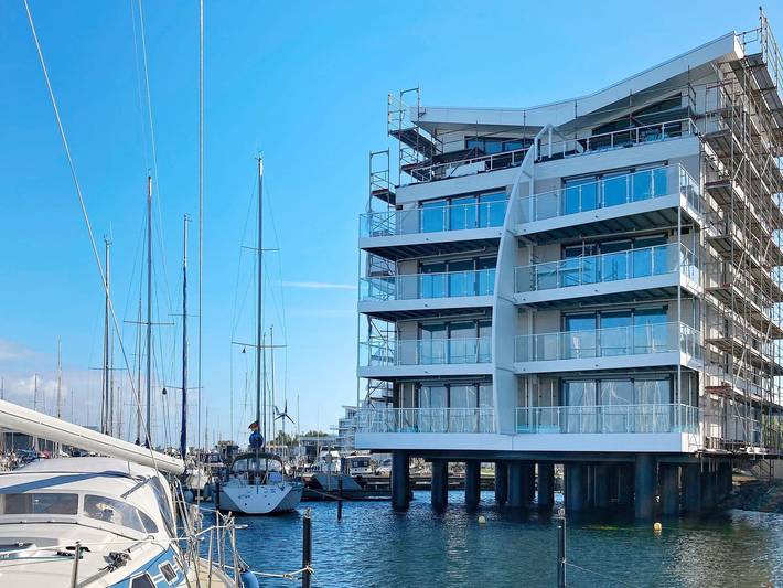 Ganze Wohnung, Wasservilla mit Panorama-Meerblick in Wendtorfer Strand, Wendtorf