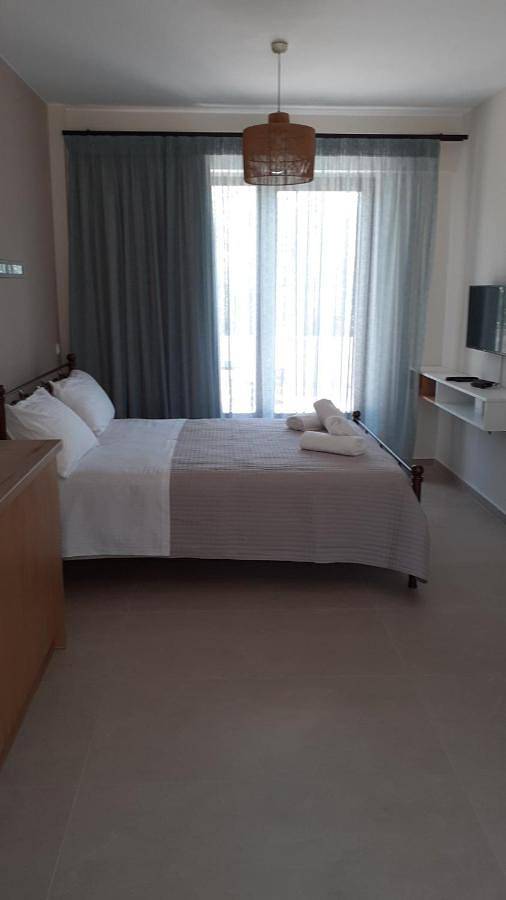 Double Room with Mountain View in Région de la Canée