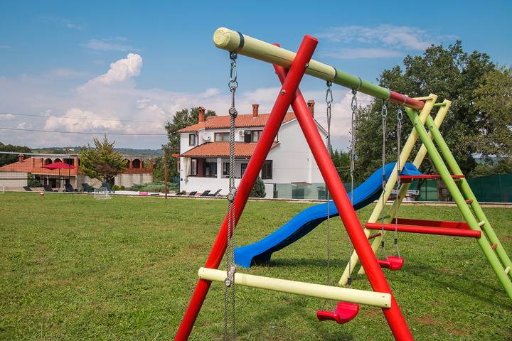 Ferienwohnung für 6 Personen, mit Terrasse und Pool in Barban - 3