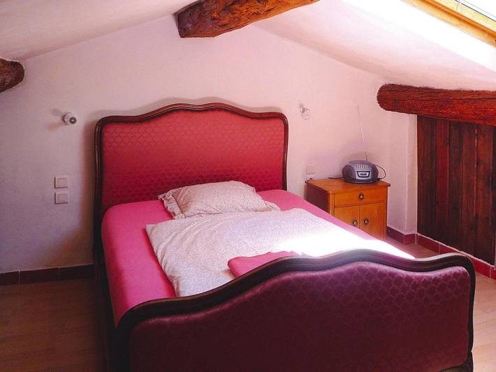 Gemütliches Noves-Haus mit Poolzugang in Noves, Arles und Umgebung