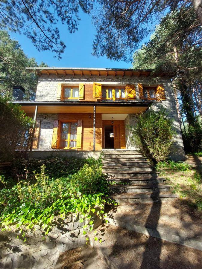 Villa Zocotin in Villanúa, Pirineo Aragonés