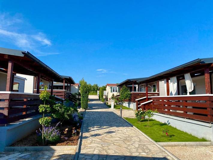 Camping pour 5 personnes, avec jardin et vue en Dalmatie - 2