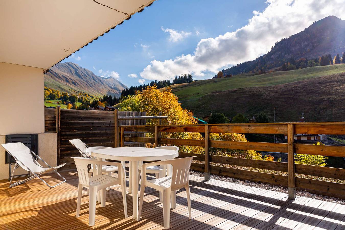 Apartamento vacacional entero, Perralpes 10 Cda : Très belle terrasse face aux pistes pour cet appartement in Chinaillon, Le Grand-Bornand