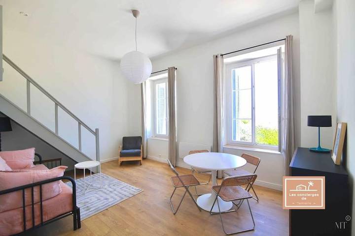 Appartement de vacances pour 4 personnes, avec jardin