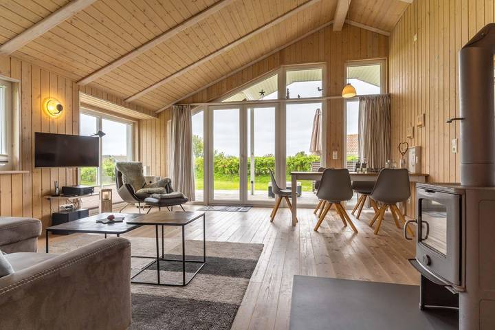 Ferienhaus für 5 Personen, mit Terrasse und Whirlpool sowie Garten und Sauna, mit Haustier - 1