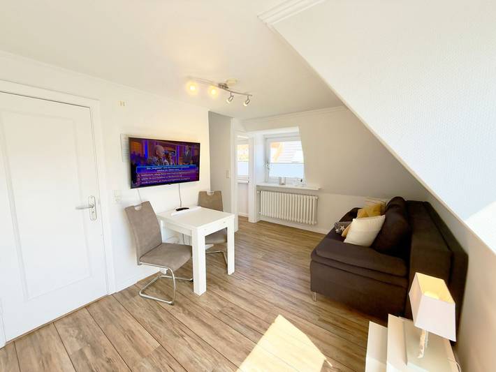 Ganze Wohnung, Ruhig gelegene Ferienwohnung mit zwei Zimmern am Rande von Wenningstedt in Nordfriesische Inseln (Schleswig-Holstein) (Schleswig-Holstein), Wenningstedt