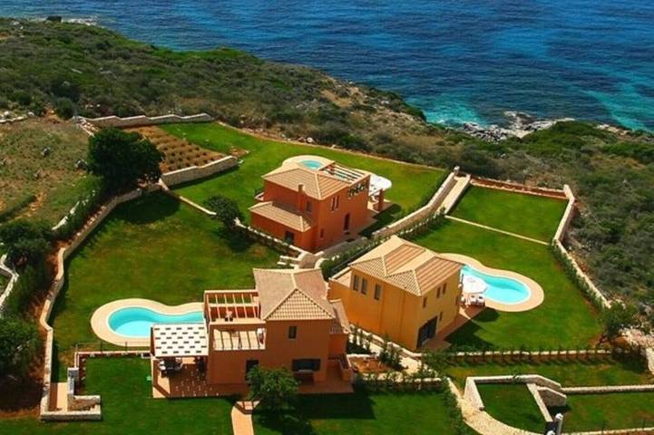 Διαμερίσματα διακοπών για 10 άτομα, με μπαλκόνι και κήπο καθώς και μπανιέρα υδρομασάζ στη Σκάλα
