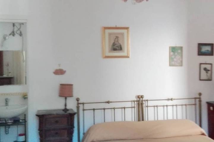 Entire apartment, Charming 2-bedroom house with Wifi, Ac in serene Meta in Meta, Sorrento Coast