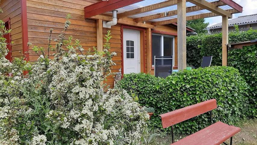 Ferienwohnung für 2 Personen, mit Terrasse und Garten in Wieck am Darß