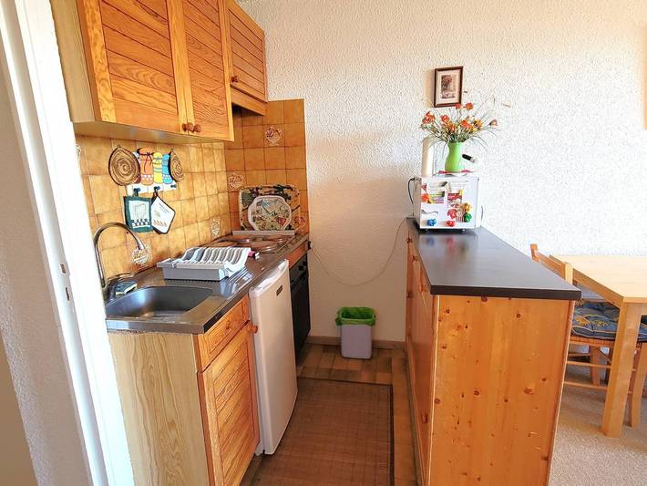 Ganzes Studio, Helles Studio für 4/5 Personen, Südbalkon, Zentrum, TV, getrennte Schlafbereiche, keine Haustiere in Saint-Michel-de-Chaillol, Nationalpark Écrins