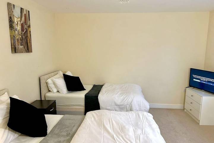 Ganze Wohnung, Cosy 3 Bed Apartment - Sleeps 6 in Milton Keynes, Südostengland