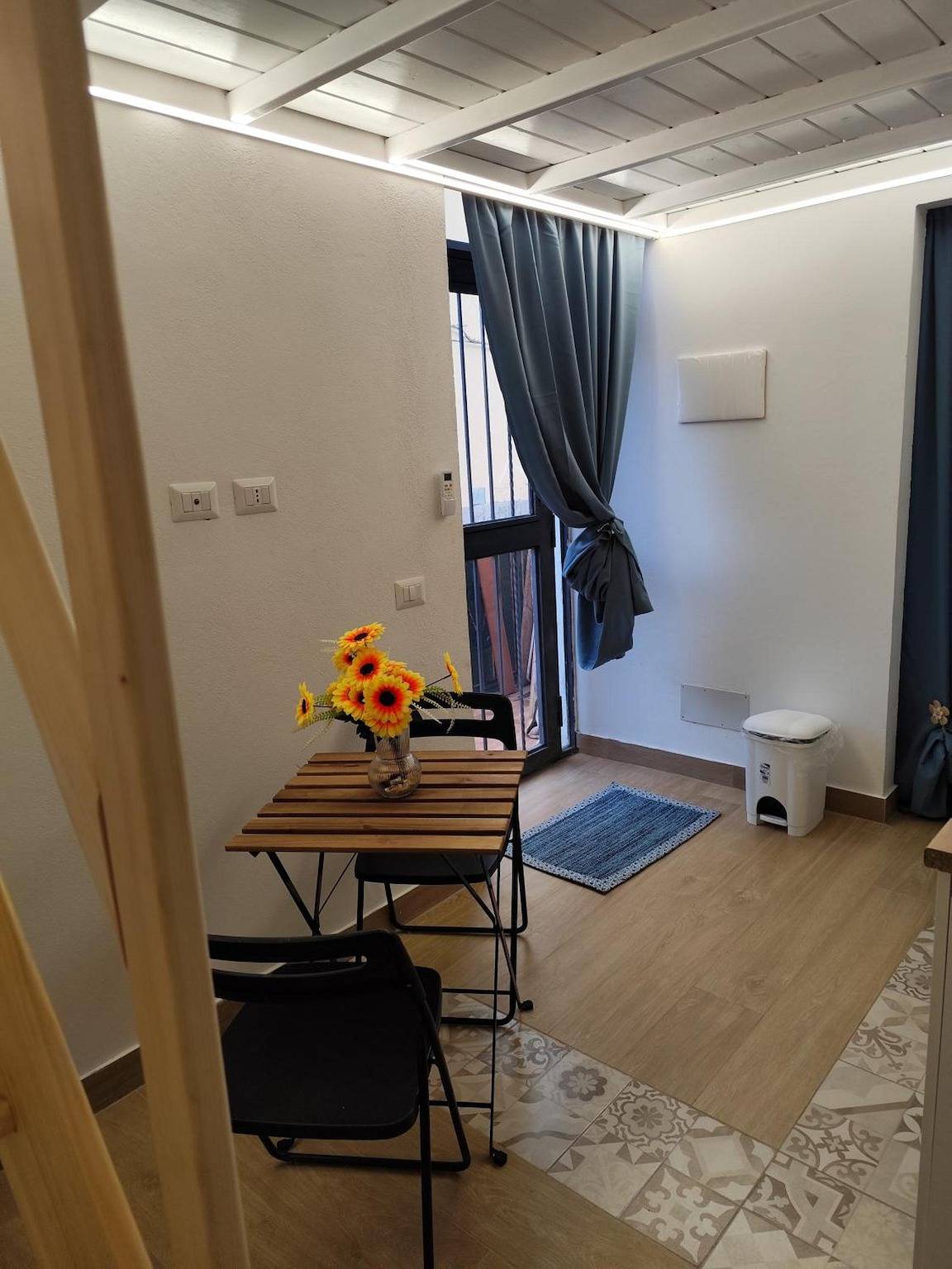 Ganze Wohnung, Apartment 'Causunara's Grazia' mit Balkon, Wlan und Klimaanlage in Catania, Catania Provinz
