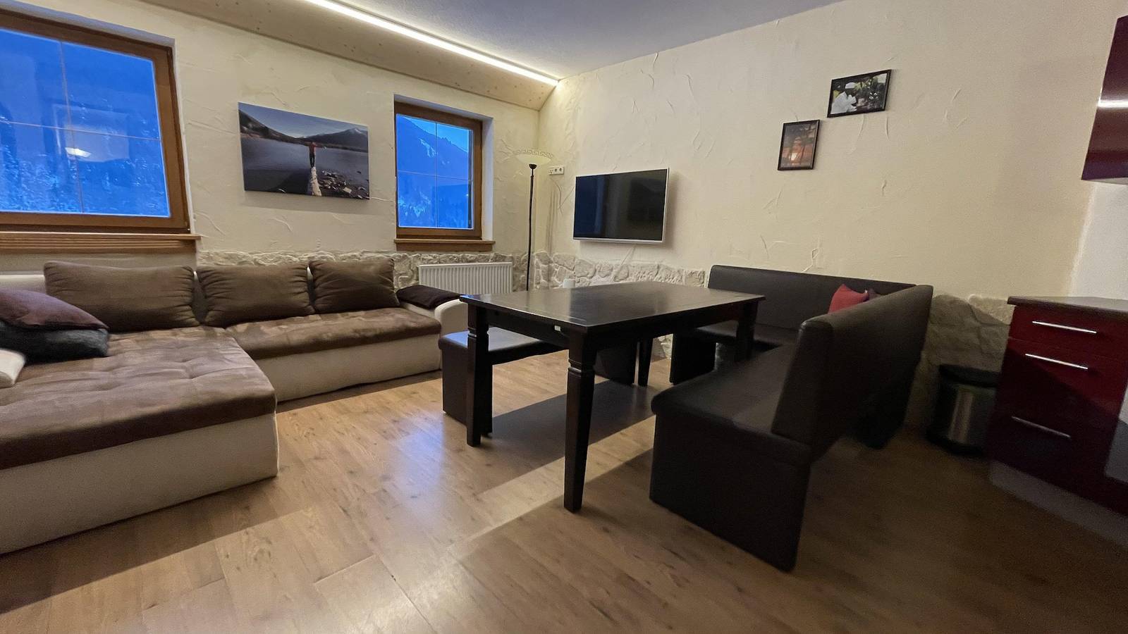 Ganze Ferienwohnung, Wohnung 2 in Wald am Arlberg, Dalaas