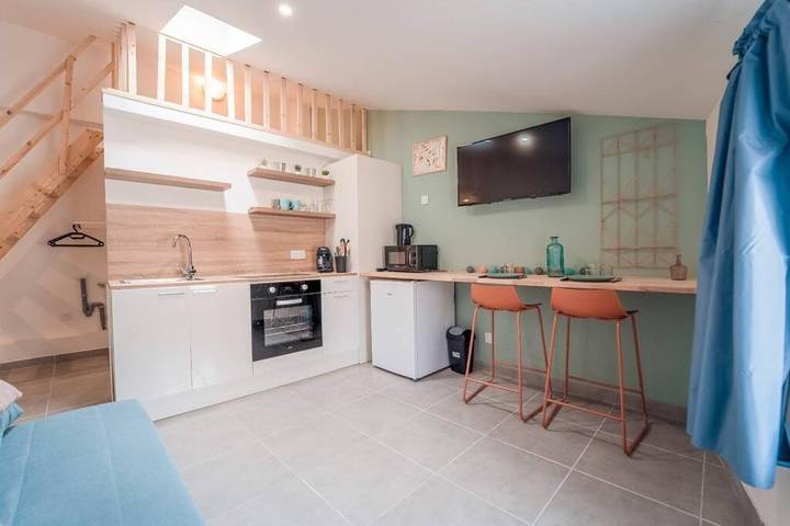 Gîte pour 3 personnes à Saint-Thibéry