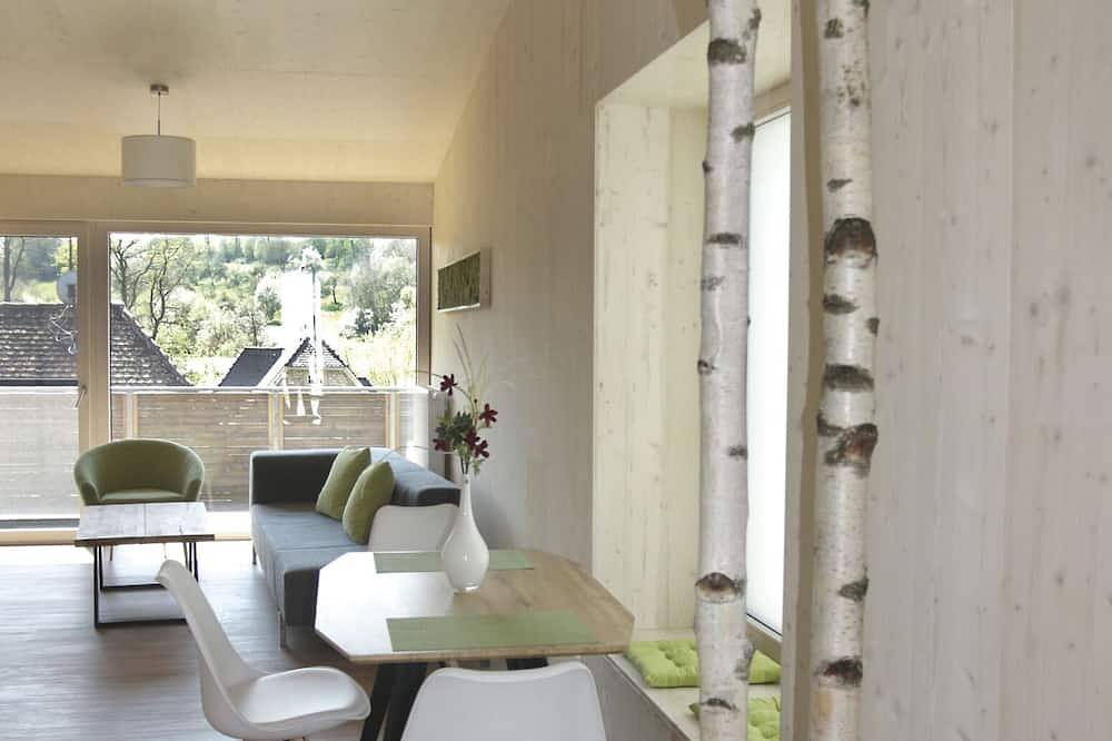 Ganze Wohnung, Modernes Apartment (57qm) mit 2 Schlafzimmern und Südbalkon in Ebrach, Fränkisches Weinland
