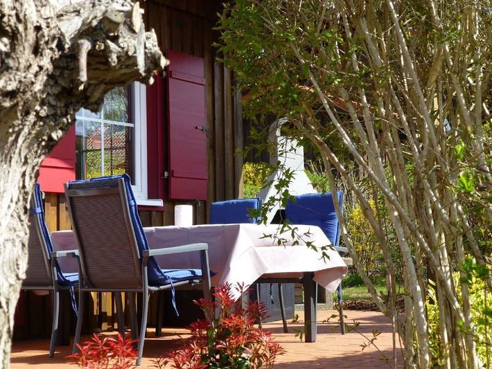 Ferienhaus für 4 Personen, mit Seeblick und Garten, mit Haustier in Jabel