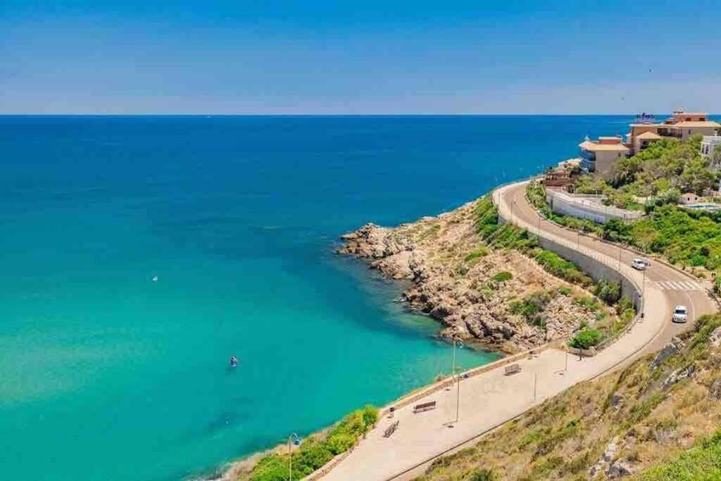 Three-Bedroom Villa in Platja les Oliveres (Cullera), Cullera