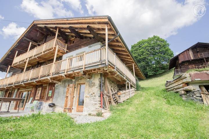 Chalet pour 7 personnes, avec terrasse à Hauteluce