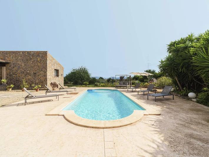 Villa für 4 Personen, mit Garten und Pool - 1