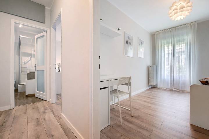 Ganze Wohnung, La Casa di Tina mit Balkon – Civenna in Civenna, Gemeinde Bellagio